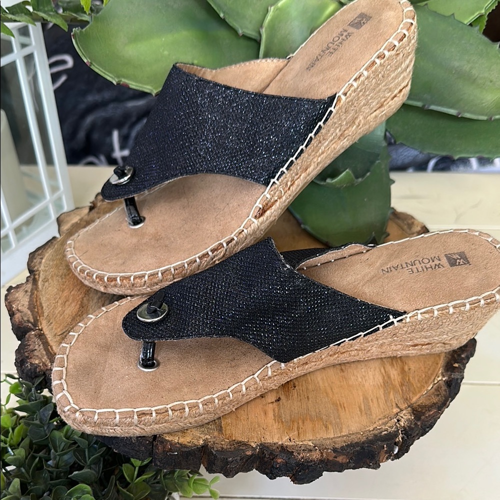 🆕 White Mountain Black and Tan Espadrille Slide Thong Sandals•Size 8